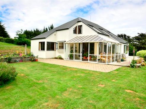 974 Highcliff Road, Highcliff