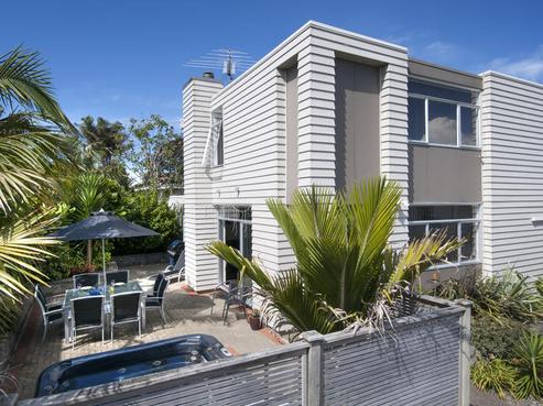 20A Eversleigh Road, Belmont