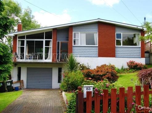 83 Neidpath Road, Mornington