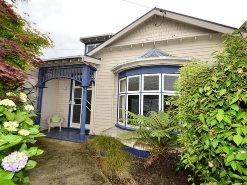 53 Pacific Street, Roslyn
