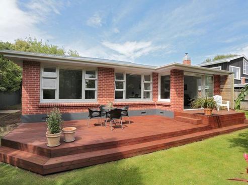 100 Albert Street, Gladstone