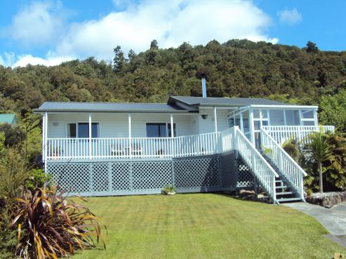 58 Neighbours Street, Waimangaroa