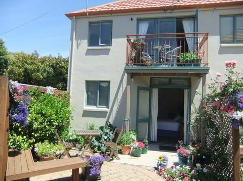 4/5 Church Street, Akaroa