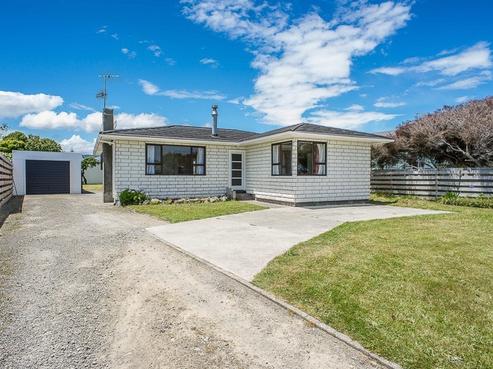 25 Mazengarb Road, Paraparaumu Beach