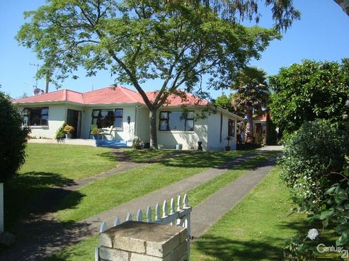 74 Raleigh Street, Leamington