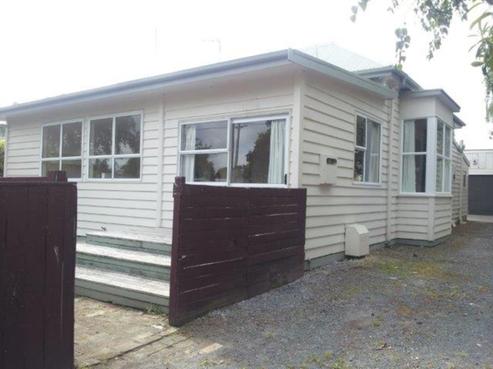 4 Coates Street, Hamilton East
