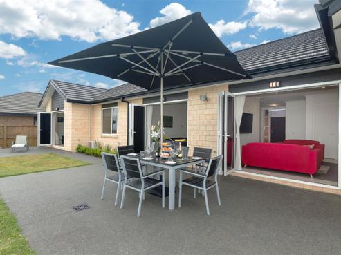 10 Ashwick Terrace, Huntington