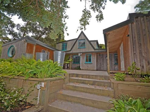 475 Oaia Road, Muriwai