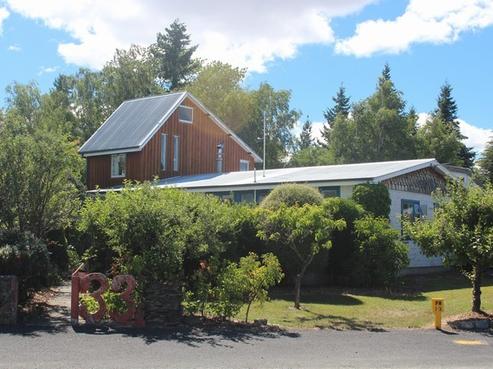 33 Jollie Road, Twizel