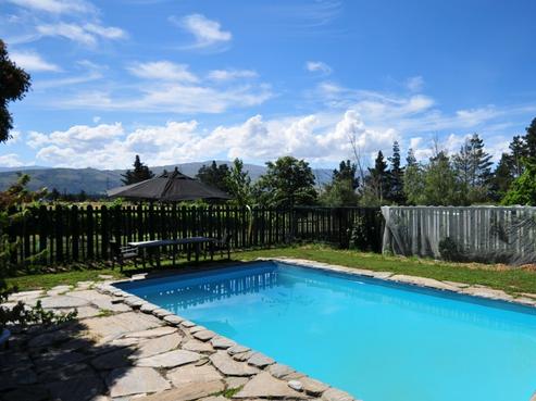 328 Cairnmuir Road, Nevis