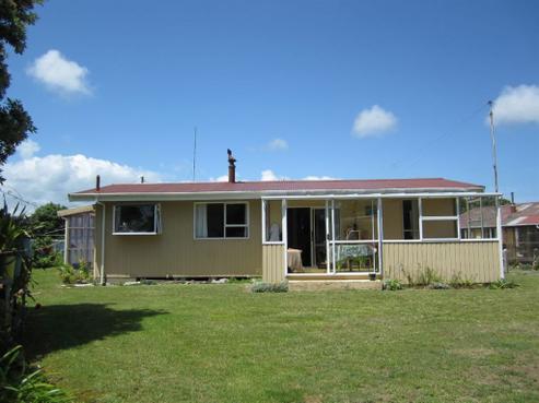 2 Cook Street, Carters Beach
