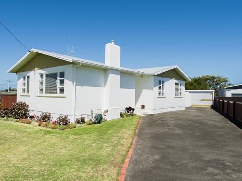 43 Oxford Road, Springvale