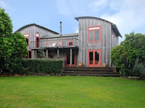 51 North Manakau Road, Manakau
