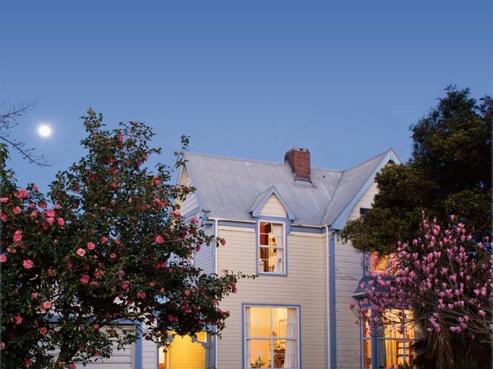 55 Queen Street, Westport