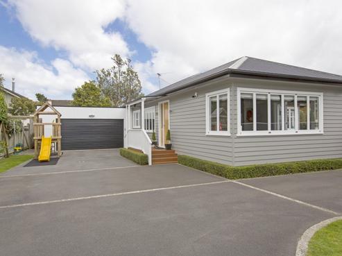 783 High Street, Boulcott