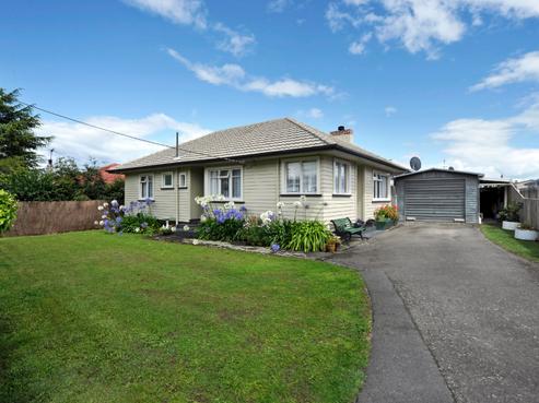 34 Titoki Street, Stoke