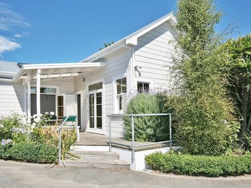 405 Knight Street, Hastings