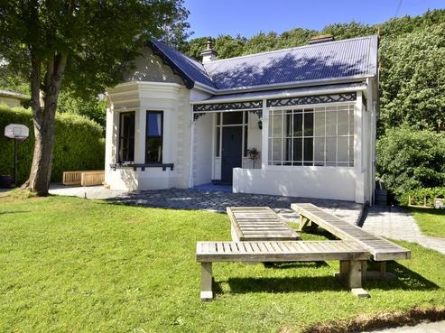 75 Glen Road, The Glen