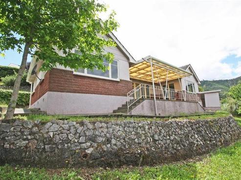32A Tipahi Street, Nelson South
