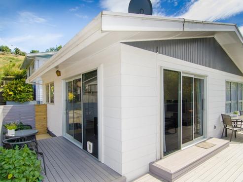 2/100 Russell Street, Stepneyville