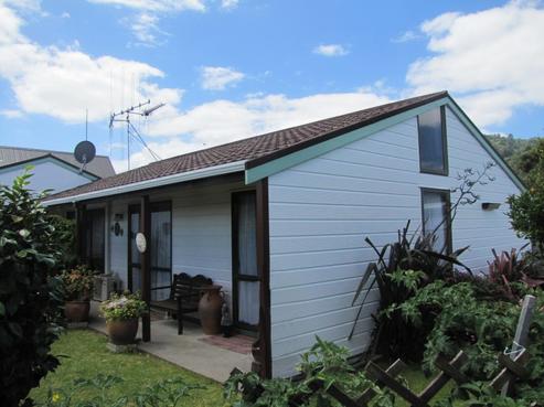 102B Margaret Place, Thames