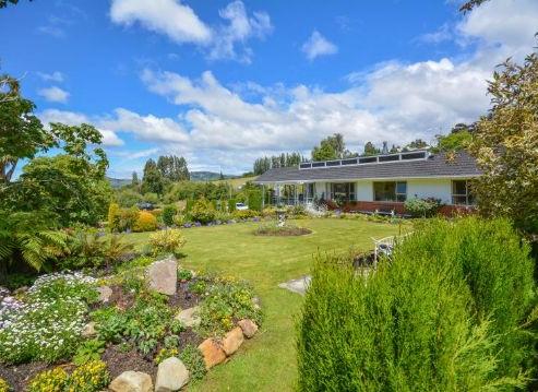 136 Stevenson Avenue, Sawyers Bay
