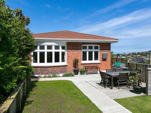 33 Lawrence Street, Mornington