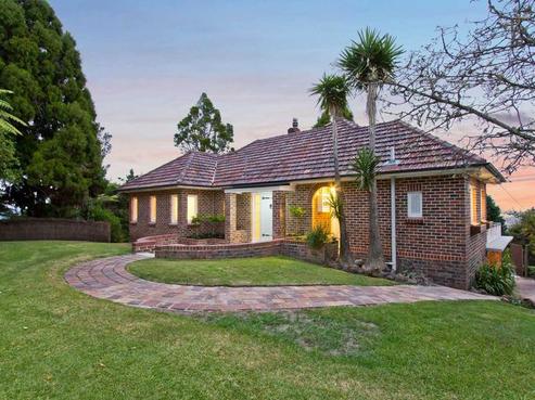2 Tawini Road, Titirangi