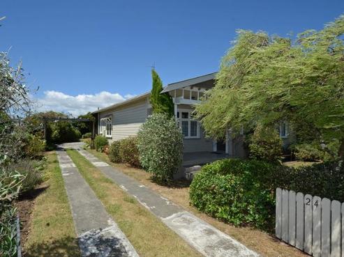 24 Broadway Street, Martinborough