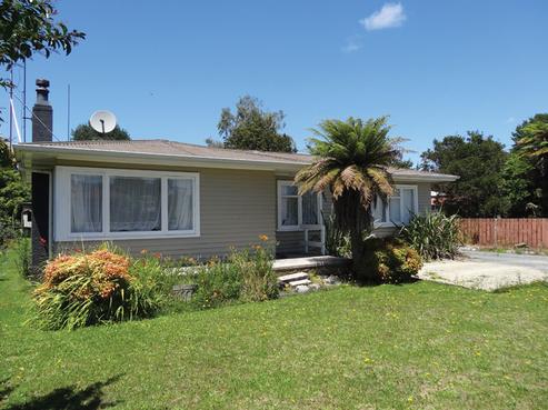 11 Hunt Crescent, Hillcrest