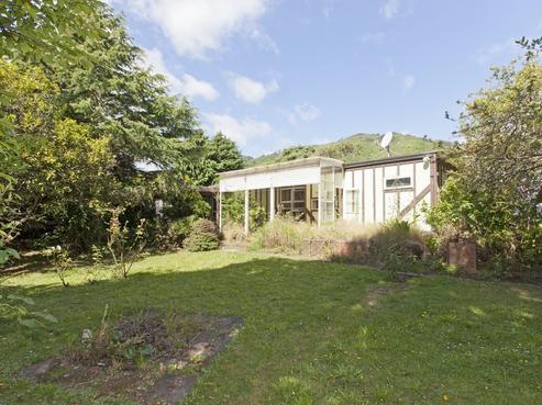 72 Seddon Street, Waikanae
