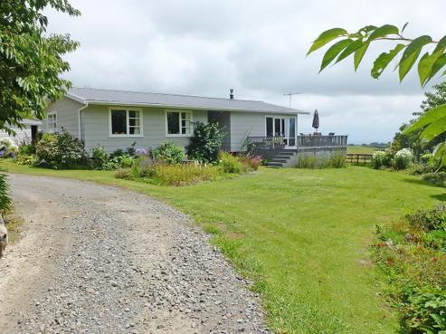 406 Dover Road, Okato