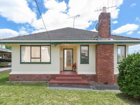 58 Uxbridge Road, Mellons Bay