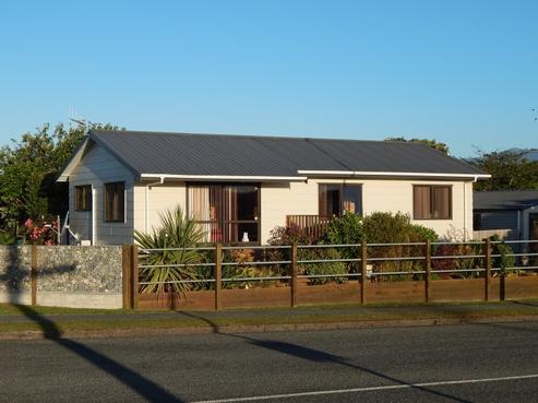 11 Cook Street, Carters Beach