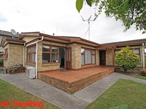 16 Wha Street, Frankton