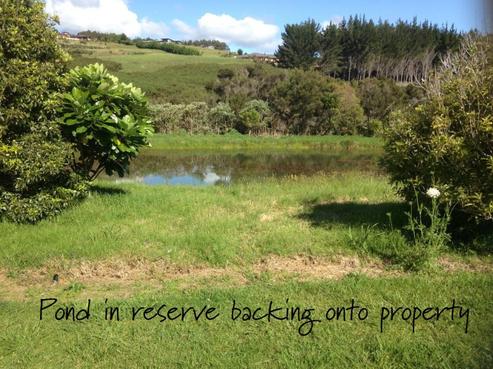 10 Magnolia Drive, Cable Bay