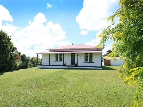 295 Dixons Line, Bunnythorpe