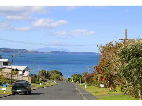 48 Mera Road, Algies Bay