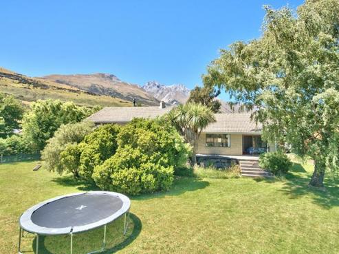 69 Coll Street, Glenorchy