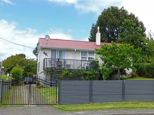 12 Wiremu Place, Blagdon