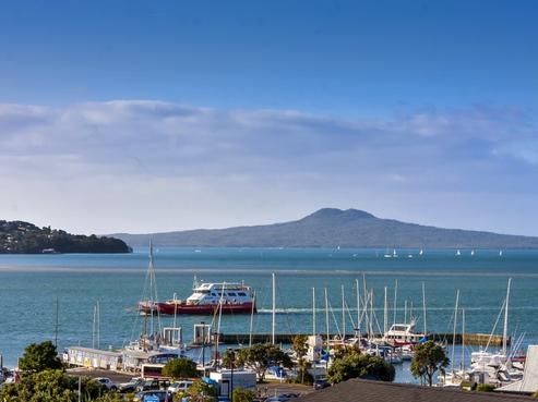 78 Compass Point Way, Half Moon Bay
