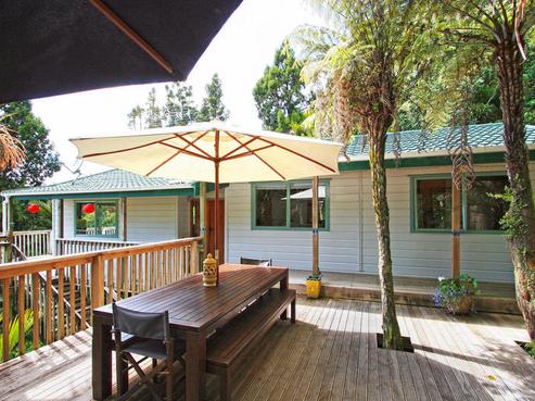 40 Tinopai Road, Titirangi