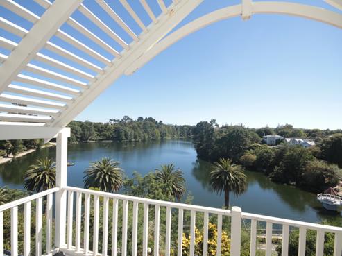 103 Great North Road, Saint Johns Hill