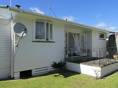 2/16 Grey Street, Putaruru