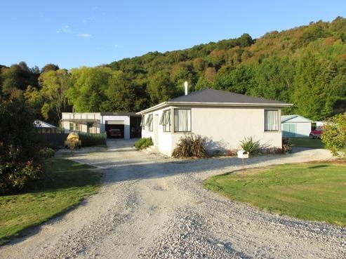6 Munson Street, Reefton