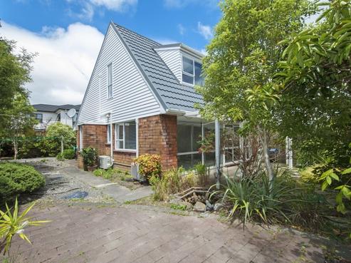 8E Wai-iti Crescent, Woburn