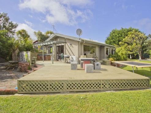 145 Hill Road, Belmont
