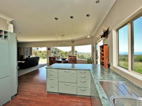 1402 Waimarama Road, Waimarama