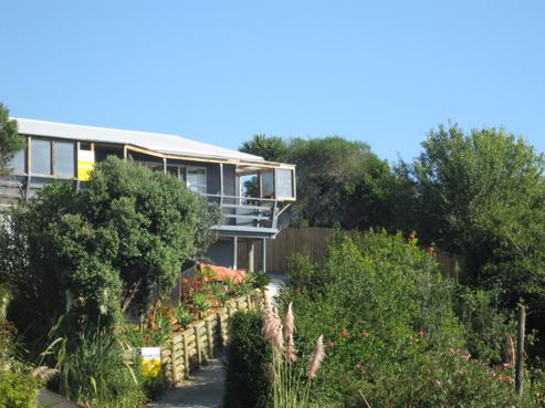 5 Powells Road, Cable Bay