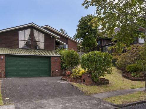 9 Palmyra Way, Half Moon Bay
